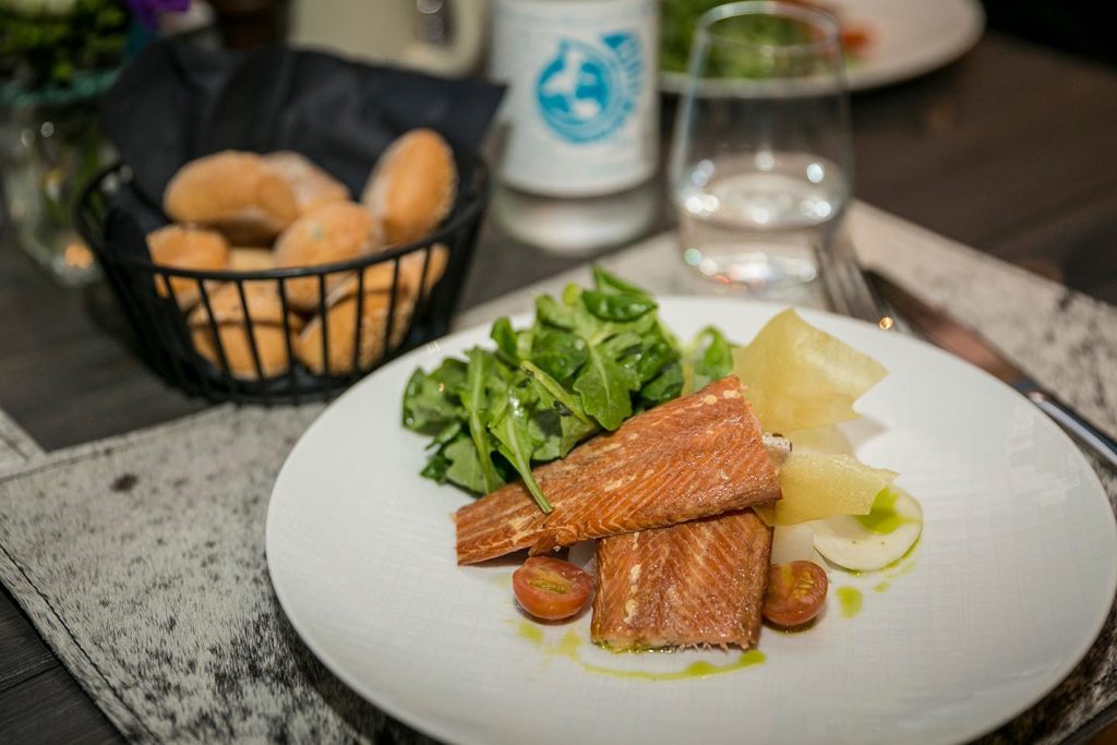 Freilich-am-See-Fischgericht-im-Restaurant